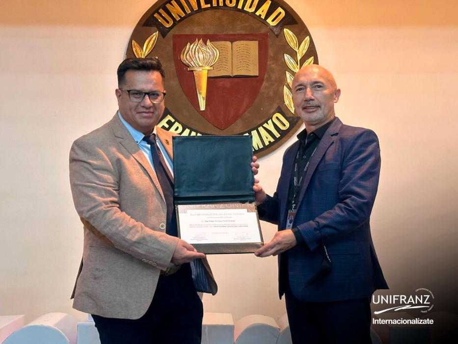 Ing. Edgar Enrique Soto Crespo: Profesional Destacado UNIFRANZ La Paz